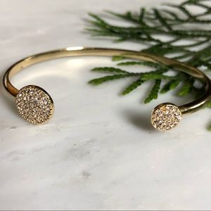 Gold bracelet